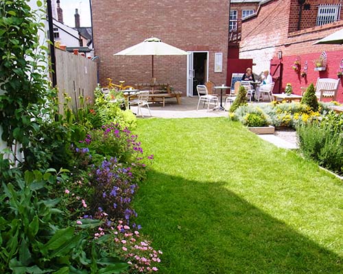 a ladies clothing and footwear boutique in Thirsk offering a range of carefully selected quality brands along with a personal service.