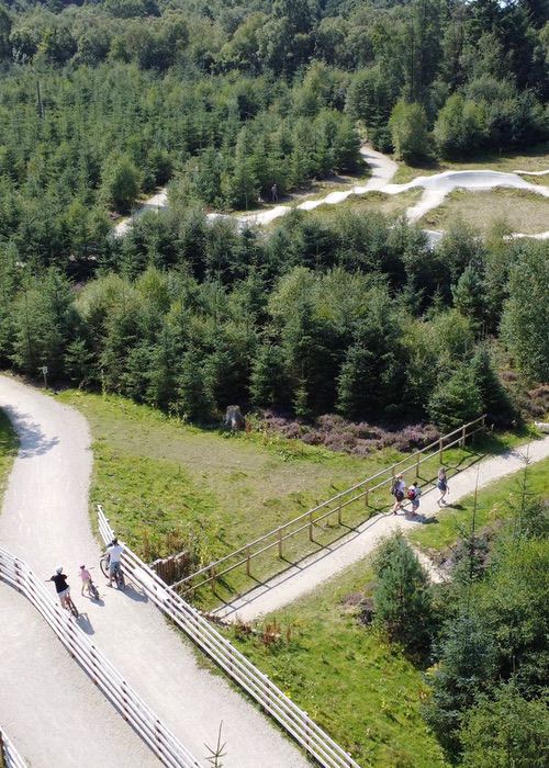 visit_thirsk_town_063