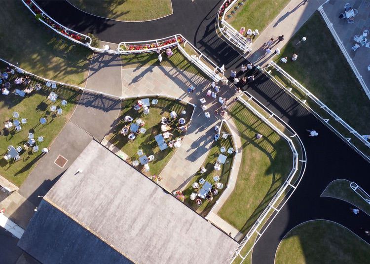 visit_thirsk_town_126