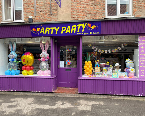 Independent florist situated in Thirsk North Yorkshire creating gorgeous and bespoke floral designs